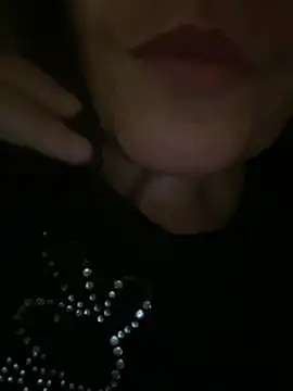 Azzurra1234's Live XXX Chat