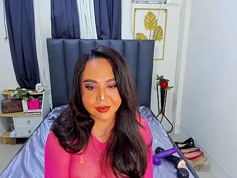 Show modela HardMistress_Bella na web-kameri