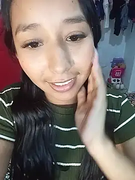 bella_chocolate Adlı Modelin Web Kamerası Şovu