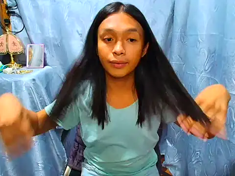Kenisha_Goddess 网络视讯表演