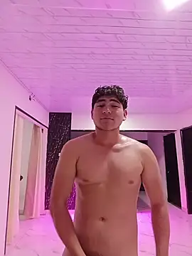Power-Man-Heterosexual Webcamshow