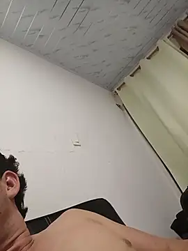 Power-Man-Heterosexual Webcamshow