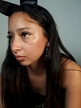 valen_stonne Adlı Modelin Canlı XXX Sohbeti