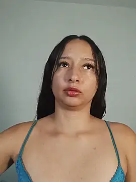 valen_stonne Adlı Modelin Canlı XXX Sohbeti