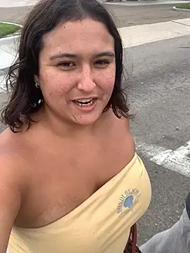 bbwbelle 网络视讯表演
