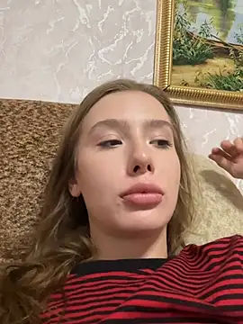 katanakiki Adlı Modelin Canlı XXX Sohbeti