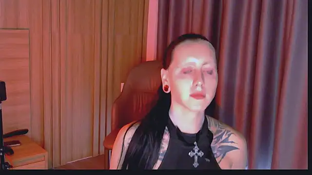 ivo_blake Webcam Show