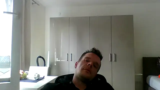 kinkiiiiiiiii Webcam Show