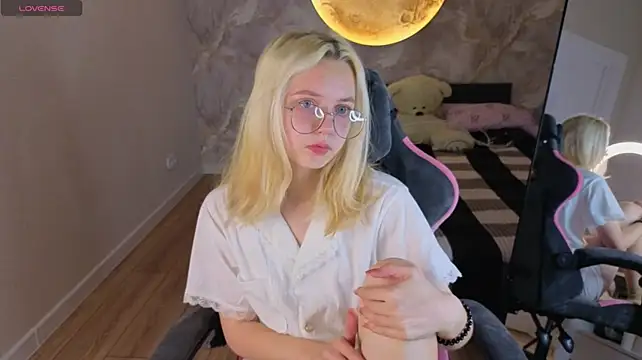Chat +18 de mollyy_snow ao vivo