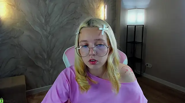 mollyy_snow Chat XXX live