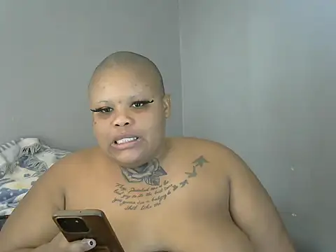 Taraj_thee_thick's Webcam Show