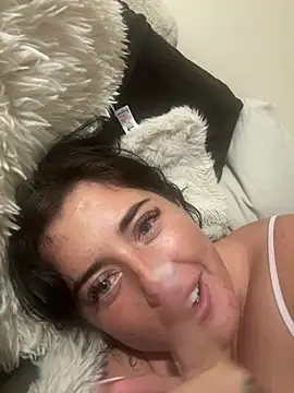 poisonivyxoxx Adlı Modelin Web Kamerası Şovu