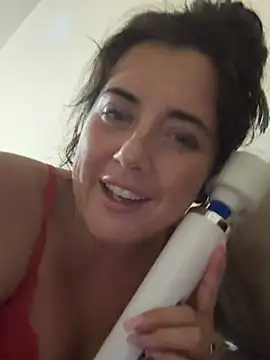 Chat +18 de poisonivyxoxx ao vivo