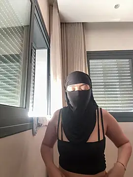 YAKOUT_ent Show in webcam