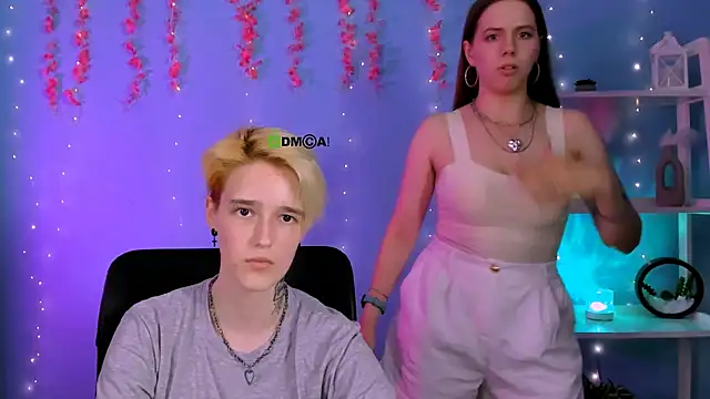 rose_danger_'s Live XXX Chat