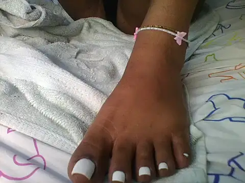 Juicyy_afriq Webcam-Show