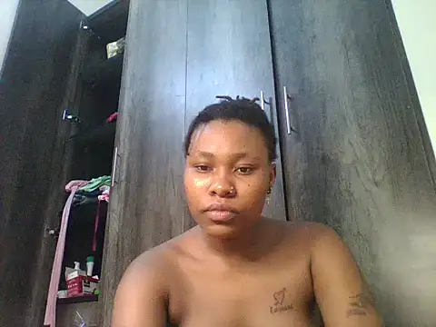 Juicyy_afriq Live XXX-chat