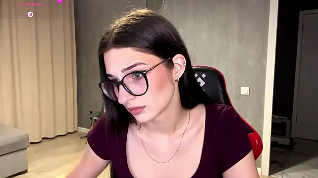 EmiliMonre's Webcam Show