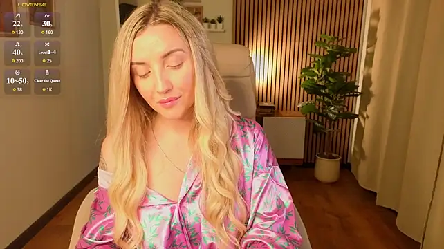 White_F0x Webcam Show