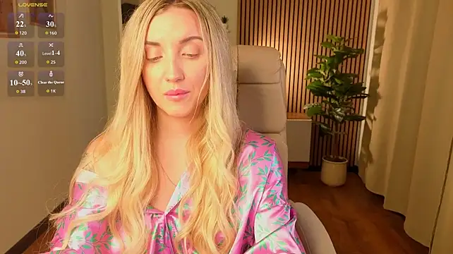 White_F0x's Live XXX Chat