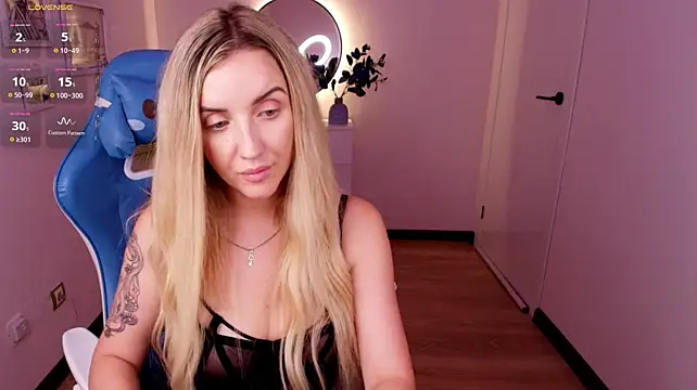 White_F0x – Live XXX-chat