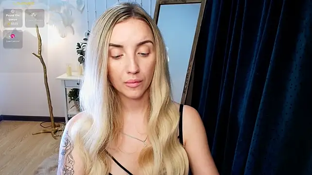 Chat +18 de White_F0x ao vivo
