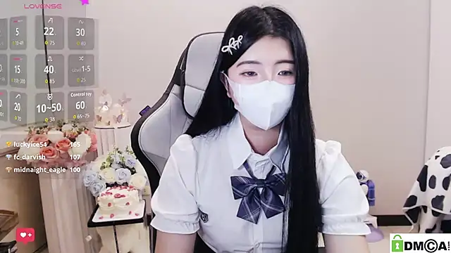 แชท XXX สดของ Nina_777_