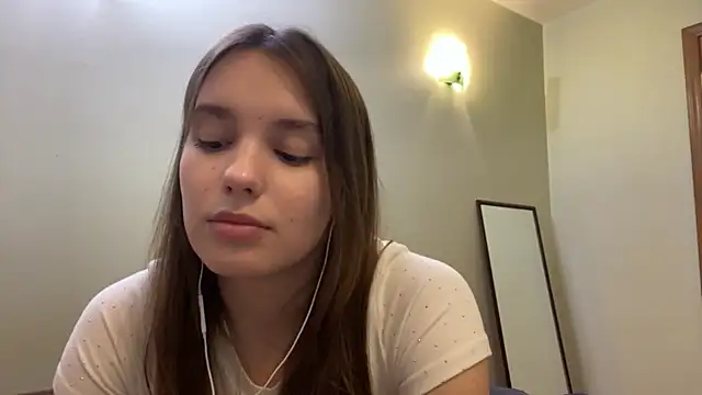 HootedIlk's Webcam Show