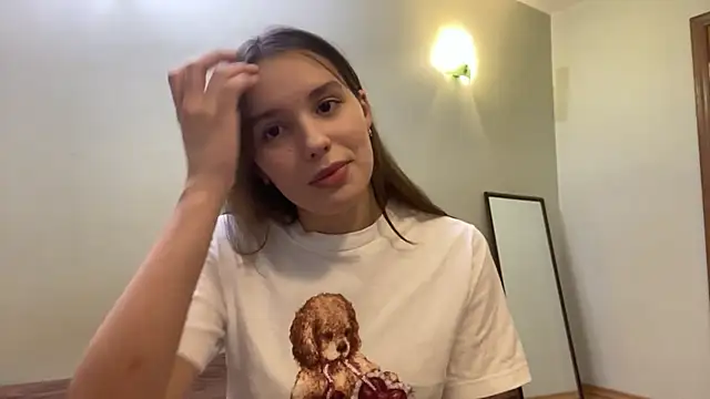 HootedIlk Webcam show