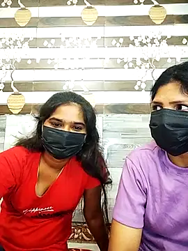 Tamil_SweetHeart Show in webcam
