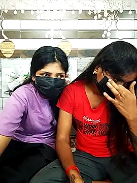 Tamil_SweetHeart লাইভ XXX চ্যাট