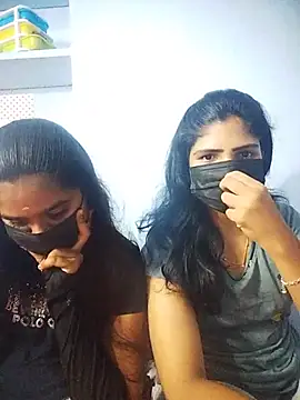 Tamil_SweetHeart: διαδικτυακό σόου στην κάμερα