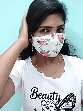 Tamil_SweetHeart Adlı Modelin Canlı XXX Sohbeti