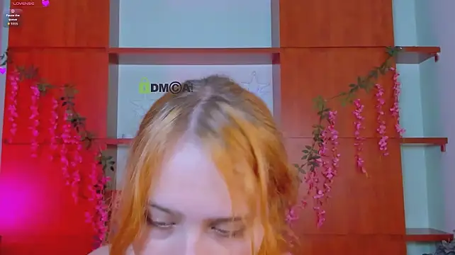 Webkamerová show roxy_starr_