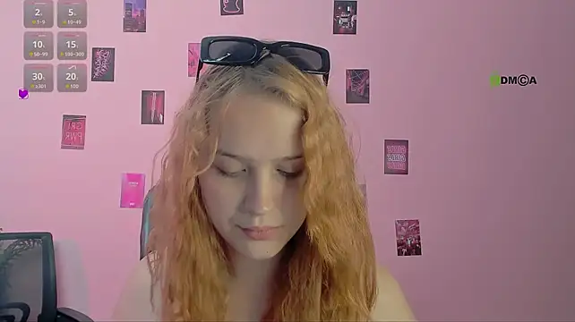 roxy_starr_ webcam show
