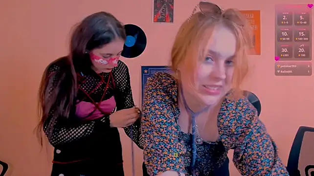 roxy_starr_ Show Webcam