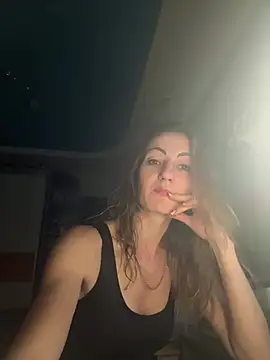 NikaStars' Live XXX Chat