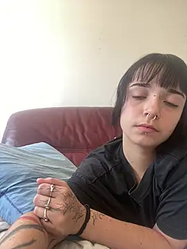 Sakya_mp3 Live XXX-Chat