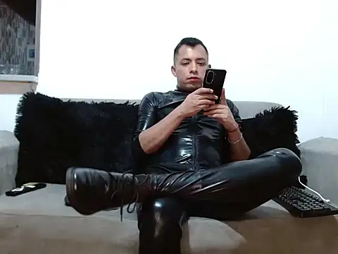 Webkamerová show MikeFetish_01
