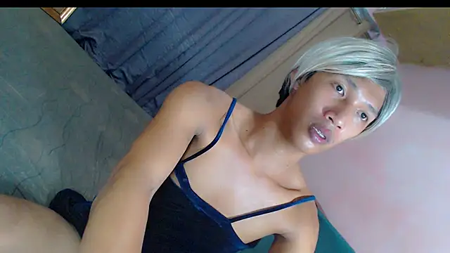 your8inchestrans Pertunjukan Webcam