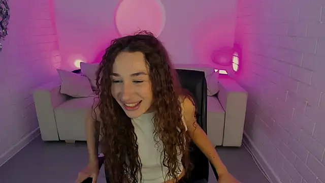 AsterBlom's Live XXX Chat
