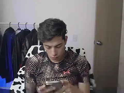 Show modela chomelo6 na web-kameri
