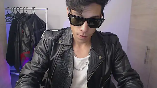 chomelo6 Webcam Show