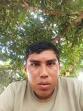 Show modela Ell182026 na web-kameri