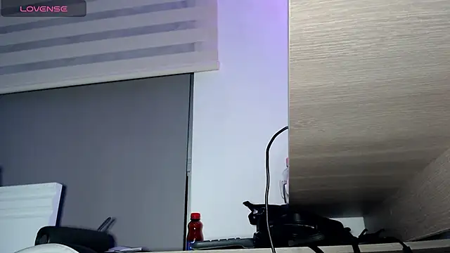 Pertunjukan Kamera Web Tyler_axel