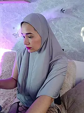 แชท XXX สดของ Shana-Jamil