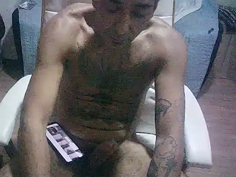 Show de HotLatinoBR na webcam