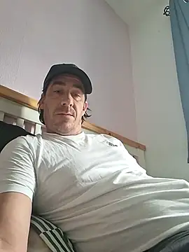 Jizzma13 Webcam show