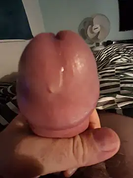Jizzma13 webcam show