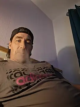 Jizzma13 Adlı Modelin Web Kamerası Şovu